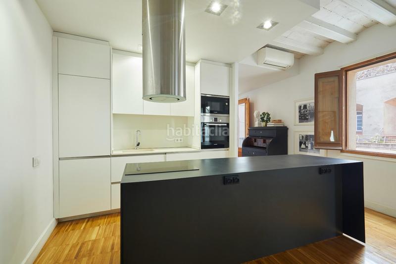 Foto 40fa7cb8-822c-4792-af14-7e1b6da3facb. Apartamento exclusiva vivienda reformada en pleno corazón del Raval, a un paso de las ramblas y el liceu en Barcelona