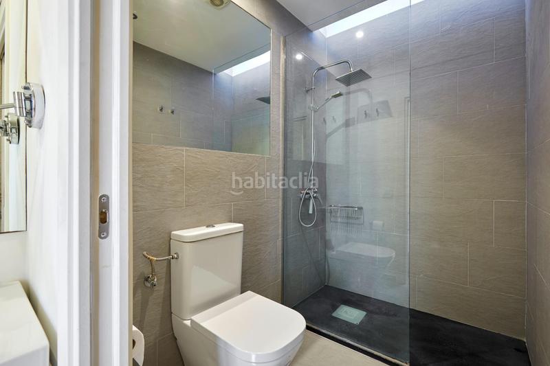 Foto aa17e7d4-9478-403c-b5c9-aee7d2b723e7. Apartamento exclusiva vivienda reformada en pleno corazón del Raval, a un paso de las ramblas y el liceu en Barcelona