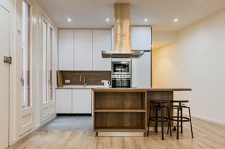 Pis  Rambla rambla. Lujosa vivienda de 3 habitaciones amplia y reformada frente a la