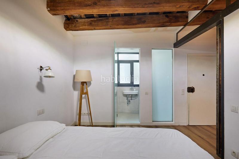 Foto 7bb728c8-22b1-4f18-8231-e525533e7f1c. Location attique avec chauffage dans Raval Barcelona