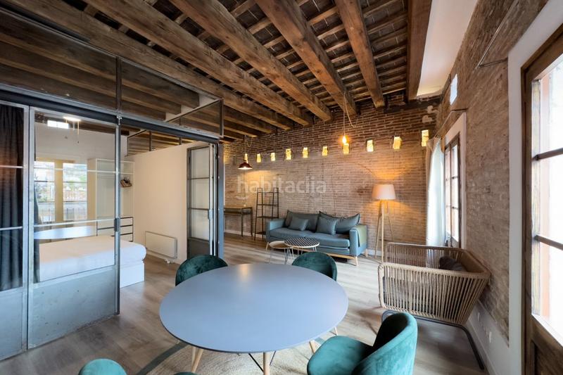 Foto c6ff9787-10f7-4d14-9df2-51741ade0bcd. Location attique avec chauffage dans Raval Barcelona