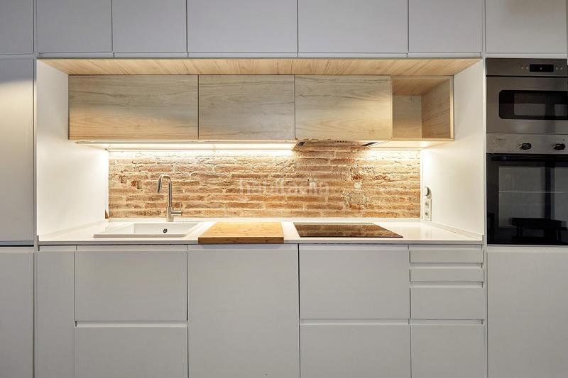 Foto 2f036004-b379-423b-a0e3-674b712db817. Miete dachwohnung mit heizung in Raval Barcelona