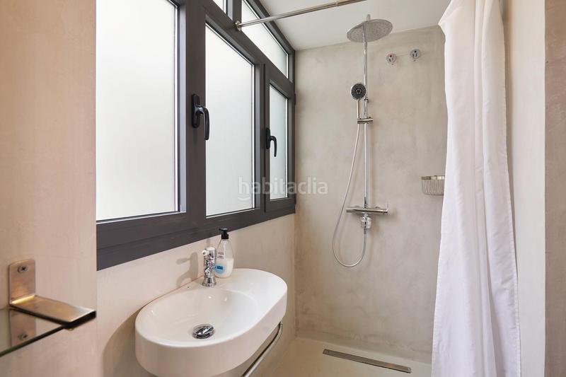 Foto 4f85dd9c-d24f-44a6-9995-c19971efa3ff. Miete dachwohnung mit heizung in Raval Barcelona