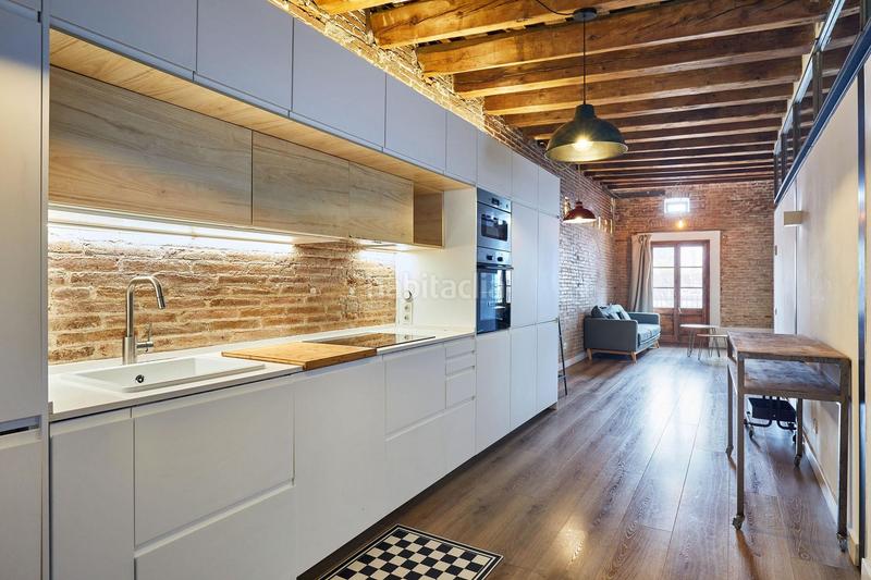 Foto e295f73e-74d1-47e8-b7e1-f8739cccdeaf. Miete dachwohnung mit heizung in Raval Barcelona