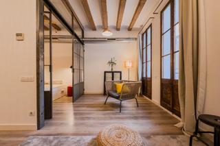 Apartamento  Calle peu de la creu. Piso totalmente reformado en el corazón de barcelona