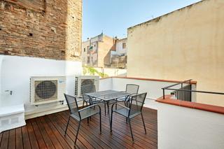 Pis  Carrer de l'argenter. Amplia vivienda reformada con terraza privada en primera planta