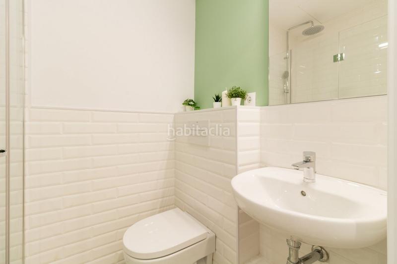 Foto c7c2f4d7-bd96-4d36-ac3f-30488a7a906b. Pis amb calefacció a St. Pere - Sta. Caterina - El Born Barcelona