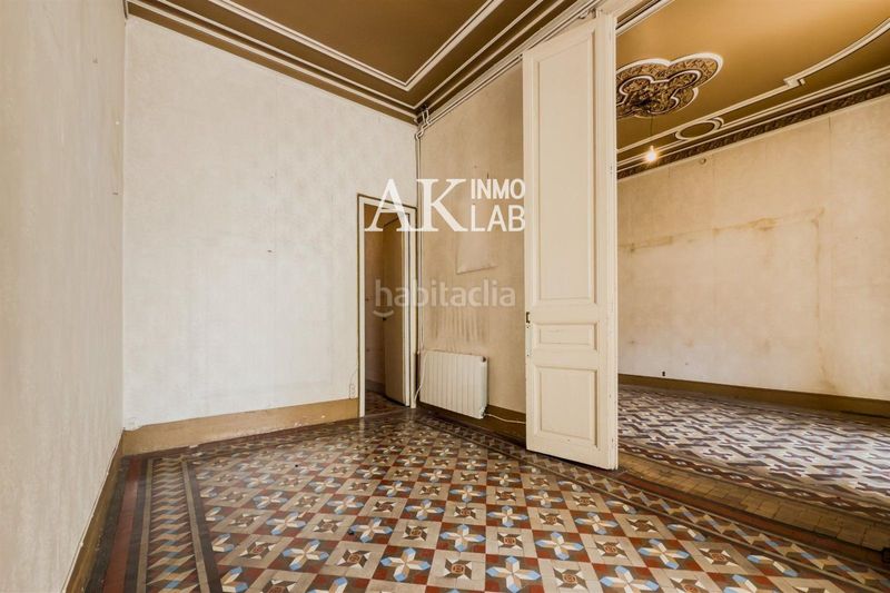 Foto 5a15cb74-958f-458b-964a-a576bad11bb8. Pis a Dreta de l´Eixample Barcelona