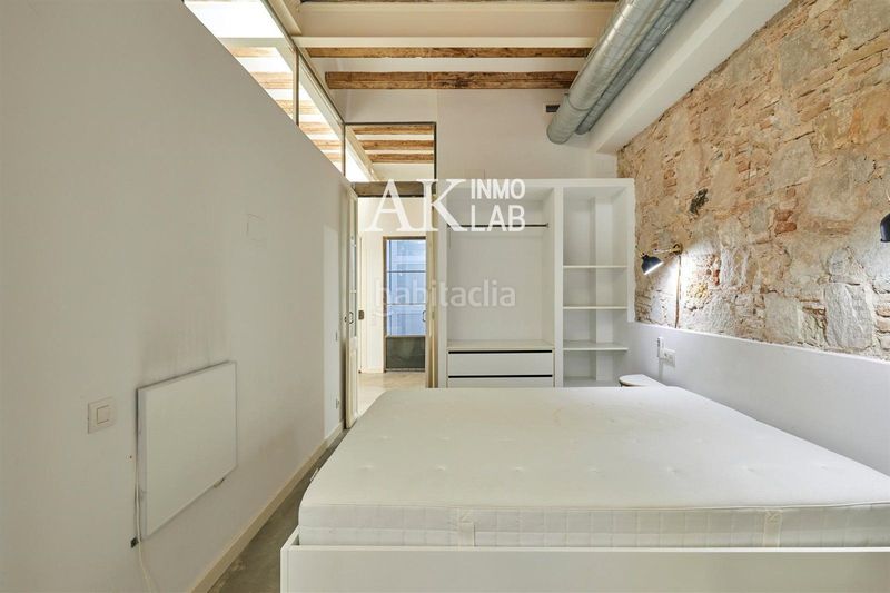 Foto 5dd3b7d7-a7ec-4a2f-8d67-910415155459. Pis a Raval Barcelona