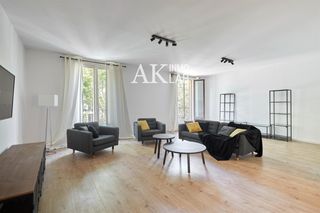 Piso  La rambla. Lujosa vivienda de 3 habitaciones amplia y reformada frente a la