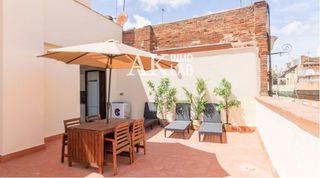 Àtic  Salvador. Exclusivo ático reformado con terraza privada en el corazón de b