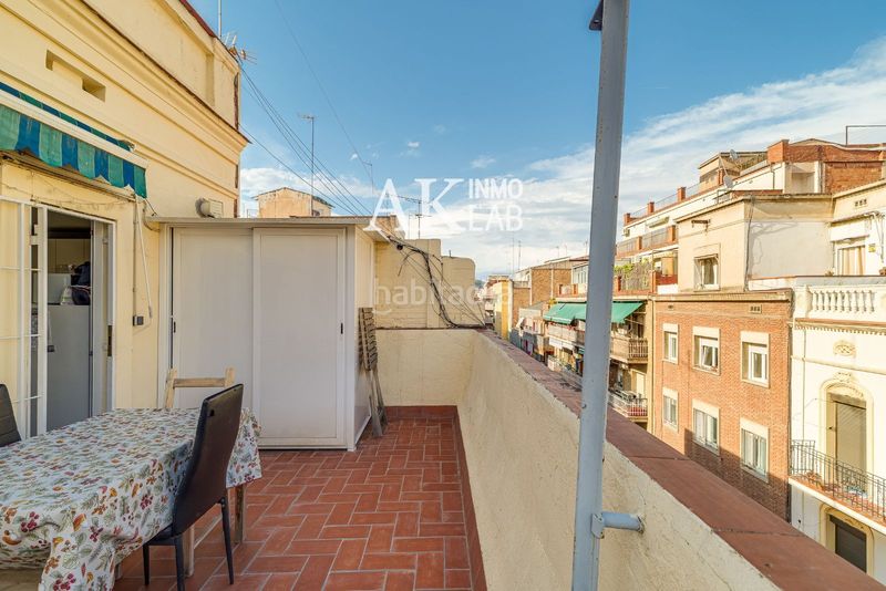 Foto 1f6aafa6-ffcd-46d0-8f3c-eca34befd3ad. Àtic a Guinardó Barcelona