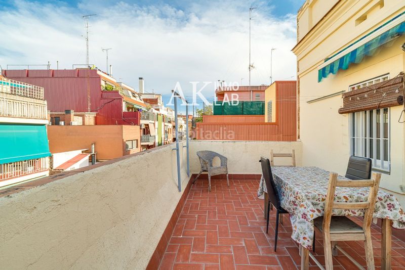 Foto 6bc2e752-2d44-4a7e-ab6f-a6535b52e259. Àtic a Guinardó Barcelona