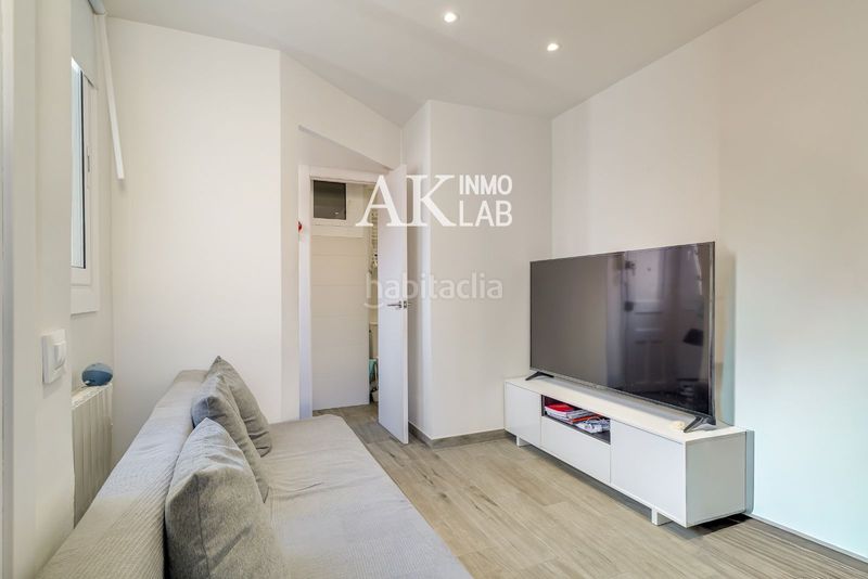 Foto a5d15832-830e-4fd0-9e7a-6d425d3e8cf6. Àtic a Guinardó Barcelona