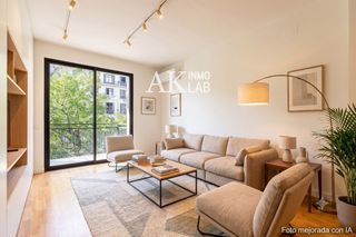 Piso  Mistral. Luminoso piso de 144 m con 4 habitaciones, 2 balcones  grandes y