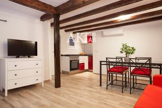 Location Duplex  Cendra. Acogedor estudio totalmente equipado y amueblado, en el corazón