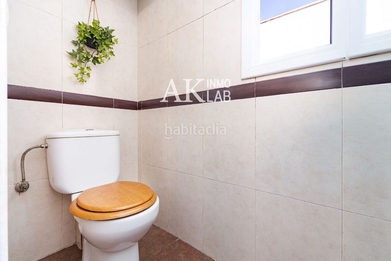 Foto e0d89190-048e-4c1a-92e2-bd72ff7637ea. Pis amb calefacció a Raval Barcelona