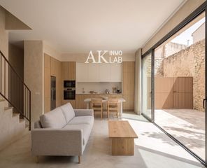 Casa  Coimbra. Exclusiva casa de obra nueva terraza cerca al parc de les rieres