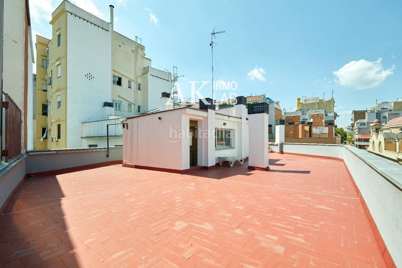 Foto d6a6897f-b325-429c-b373-416115324e3c. Àtic amb calefacció a El Poble Sec - Parc de Montjuïc Barcelona
