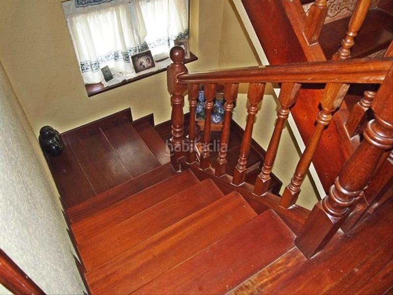 Foto 4311bac1-fcb0-42e5-b41f-5a799e8b02ca. Casa aparellada a Muriedas Camargo