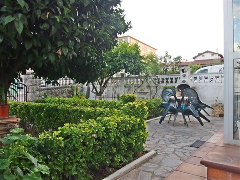 Foto d06ec7bf-7641-41a3-87d2-47033a0483a6. Towny house in Muriedas Camargo