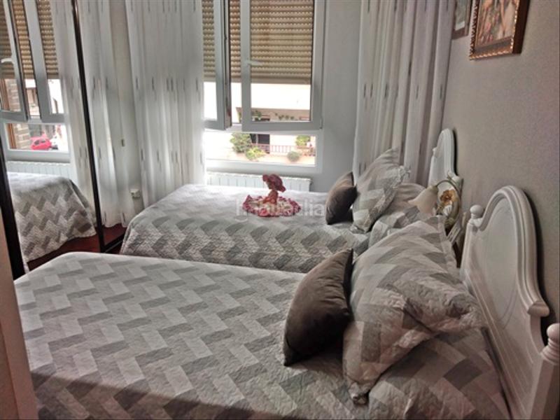 Foto 13f50380-949a-4f99-b1cd-1cb1576c3054. Appartement dans calle eulogio fernández barros 20 dans Camargo