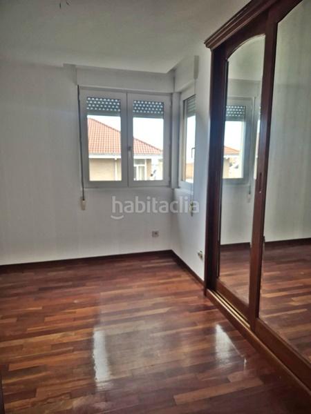 Foto 7751dec3-f253-4e8e-9f91-4c70756b1e33. Casa pareada en calle juan palencia 8b chalet pareado en Muriedas en Camargo