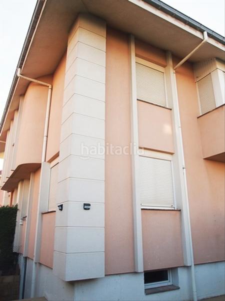 Foto 7ce8ba2a-e07c-48ef-9f2c-4e00794ec98a. Casa pareada en calle juan palencia 8b chalet pareado en Muriedas en Camargo