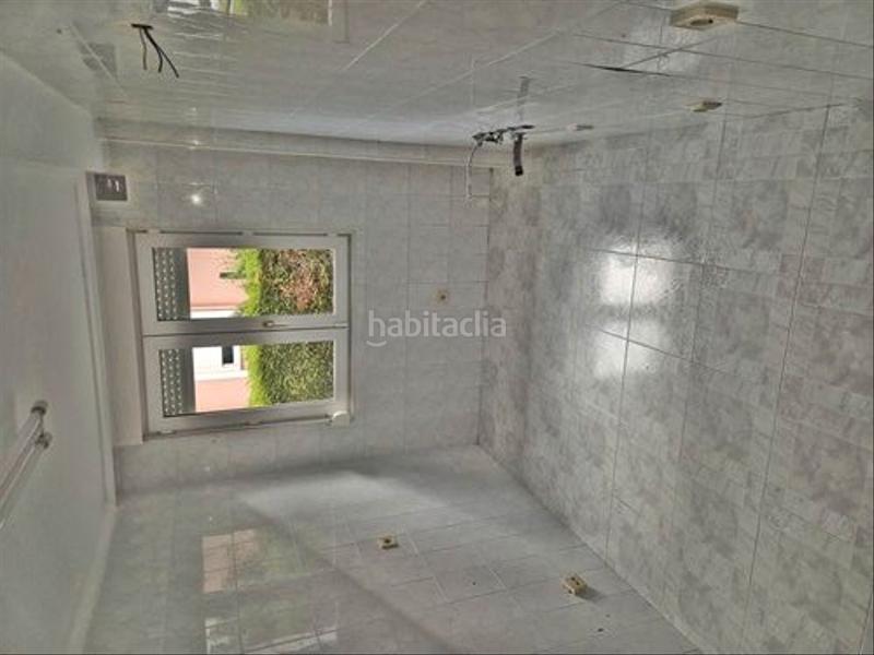 Foto 9196ede5-0de0-478e-850f-ffacaaf305af. Casa pareada en calle juan palencia 8b chalet pareado en Muriedas en Camargo