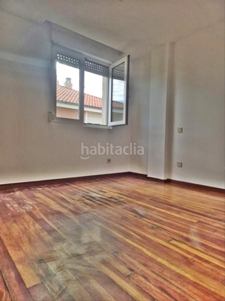 Foto a53b5dab-91a4-4cda-a6d0-65c0d832b506. Casa pareada en calle juan palencia 8b chalet pareado en Muriedas en Camargo