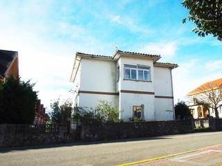 Casa en Calle marqus de villapuente 10. Casa individual en maliao