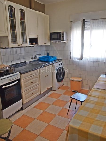 Foto 2a8bfec1-e2d7-4c31-af57-56d33251a3c3. Casa a calle marqués de villapuente 10 a Muriedas Camargo