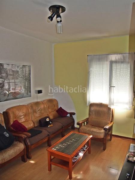 Foto e1b8aea8-7f71-488d-8e8e-713c94af88db. Casa a calle marqués de villapuente 10 a Muriedas Camargo