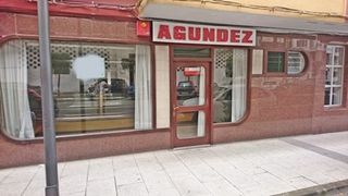 Business premise in Avenida de la libertad 5. Local-vivienda en maliaño