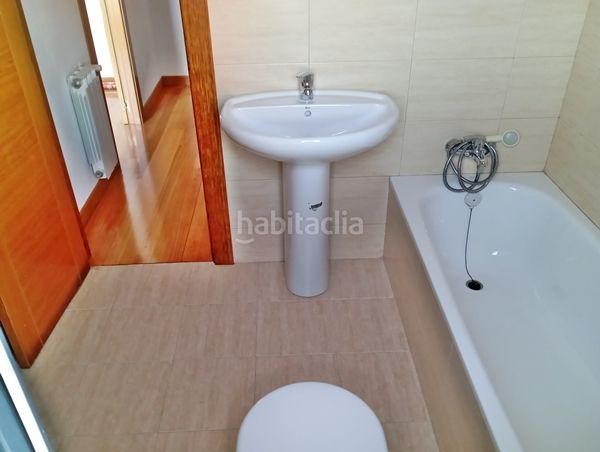 Foto 5fe1dc24-857d-4bd1-b72a-dffa45ef7b8d. Dúplex a barrio las cuartas 11 a Renedo Piélagos