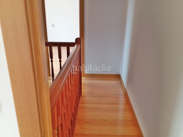 Foto f882b3b9-8859-458c-9816-6f9575d05cde. Dúplex a barrio las cuartas 11 a Renedo Piélagos
