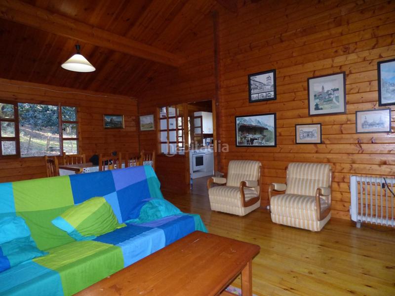 Foto 772579e4-f4a6-47c8-9d7a-27e908980fa5. Casa amb aparcament a Arnuero