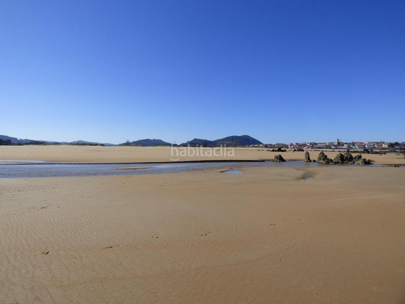 Foto 936008c2-4e22-4977-96ca-4f1f3b654446. Casa amb aparcament a Arnuero