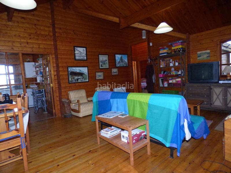 Foto a8de3df5-c700-4c1b-a500-c9bb01a1c58d. Casa amb aparcament a Arnuero