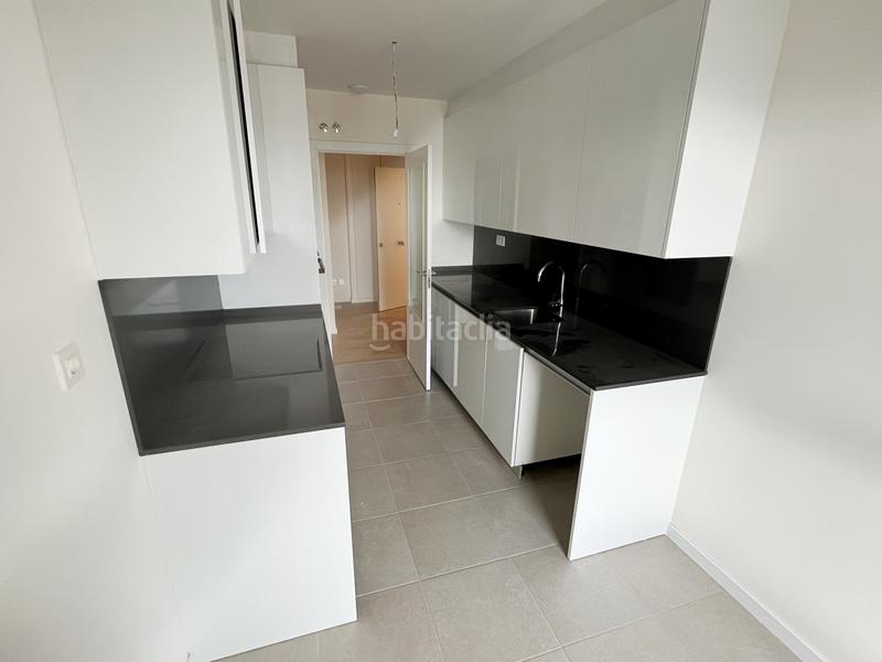 Foto 6b0ff70e-d519-470c-9b74-3861a92b5804. Pis amb calefacció aparcament a Centro Avilés