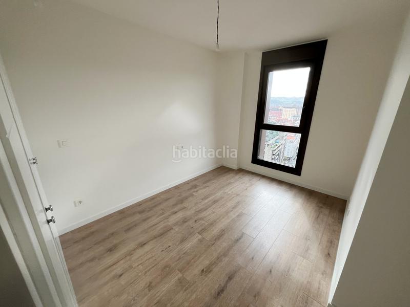 Foto 756cd1d9-36af-484e-9ab6-5a7399d08a1c. Pis amb calefacció aparcament a Centro Avilés