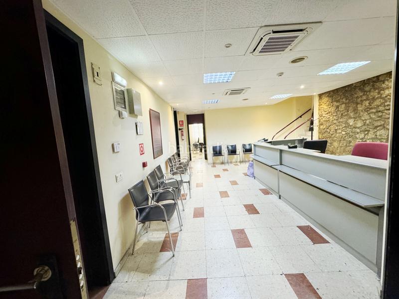 Foto f16d8ab1-591a-4f34-b66b-a3289459b701. Rent office space with heating in Centro Avilés