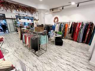 Miete Geschäftsraum  Avilés - calle la muralla. Local totalmente instalado como tienda de moda. unos 90 metros c