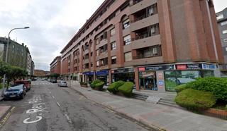 Lloguer Local Comercial  Piedras blancas - calle rey pelayo. Local totalmente instalado de unos 245 metros cuadrados, amplio