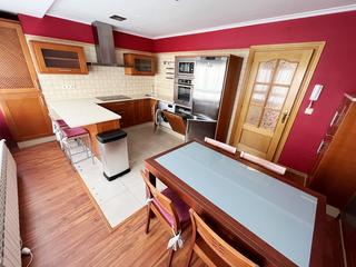 Location Appartement  Avilés - valdes salas. Vivienda con 3 dormitorios, salón, cocina amueblada, 2 baños uno
