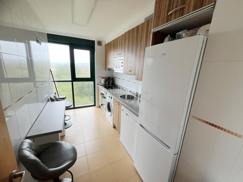 Foto 9fb71f9d-e225-4153-94e6-b29ef1f95903. Location appartement avec chauffage parking dans Salinas Castrillón