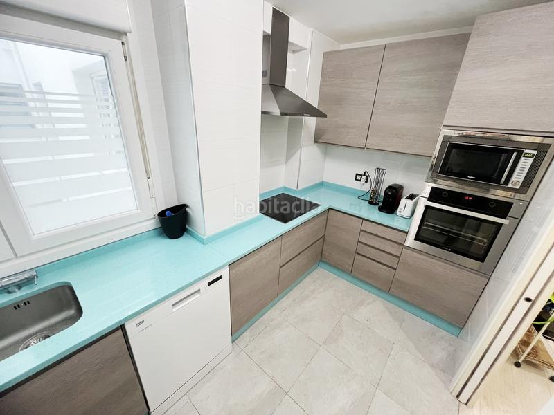 Foto 901bb4ce-1cb4-4658-94c5-5dae877e6017. Etagenwohnung mit heizung parking in Centro Avilés