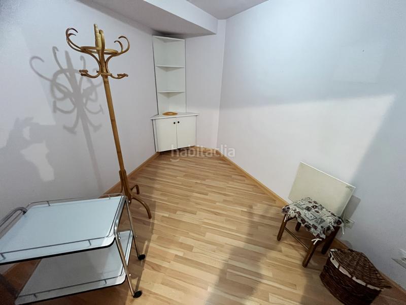 Foto ac5c156f-cc34-48d4-8f86-aefc862e28a4. Oficina a Centro Avilés