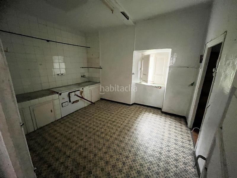 Foto c50ac2d6-0eb9-43e6-91a0-88fe922de973. Édifice dans Llaranes Avilés