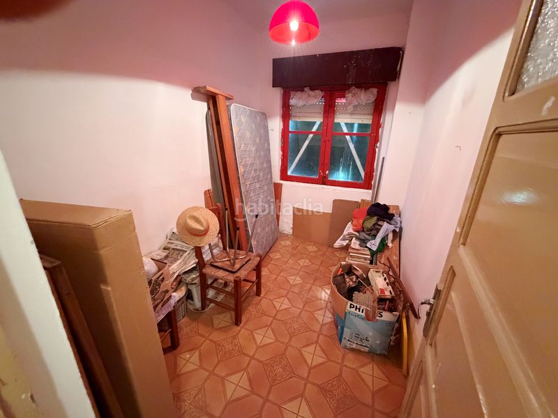 Foto 64ea8a3e-bc93-4c8f-a27c-09373788792d. Casa amb calefacció aparcament a El Carbayedo - El Quirinal Avilés